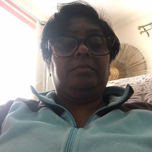 Meet your Posher, Suzanne